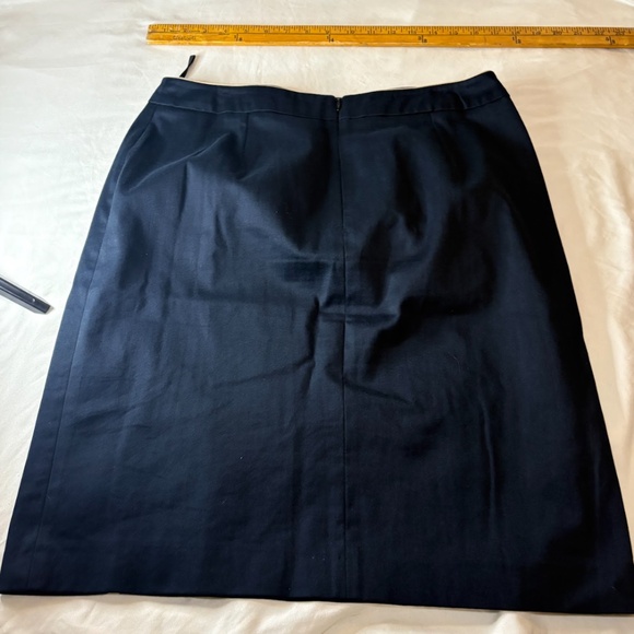 Elegant Alain Manoukian Skirtsuit - black with white trim - Size 44 - Picture 9 of 16